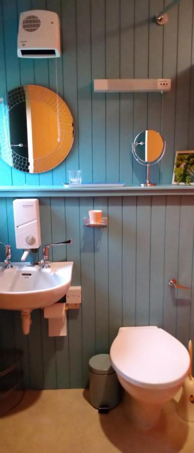 クリフ Aquila Retreats Bed & Breakfast エクステリア 写真