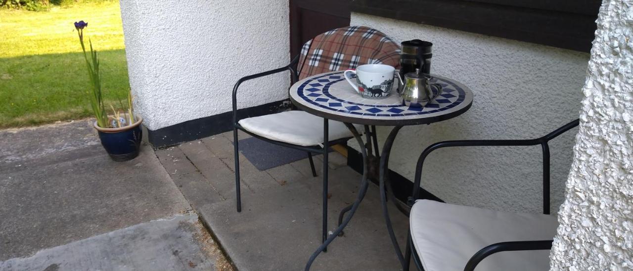 クリフ Aquila Retreats Bed & Breakfast エクステリア 写真